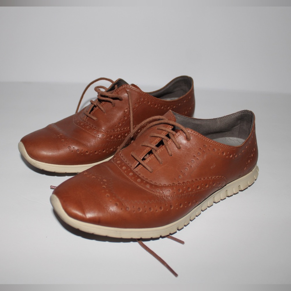 Cole Haan Womens oxford